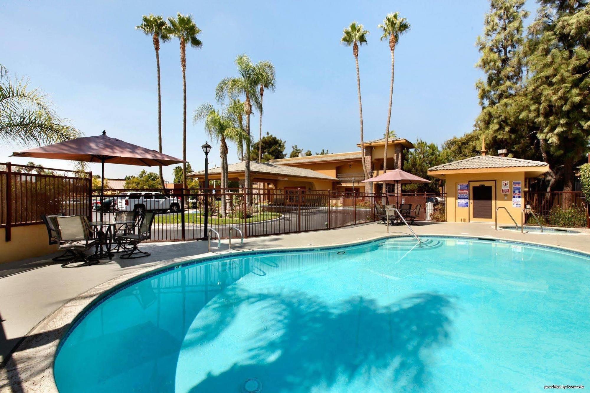 Surestay Plus Hotel By Best Western San Bernardino South Faciliteter billede